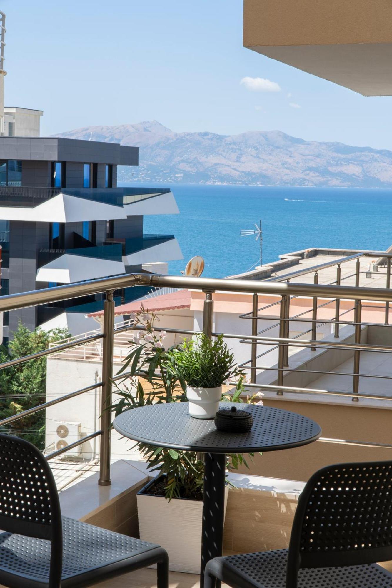 Mateo Apartments Sarandë 外观 照片